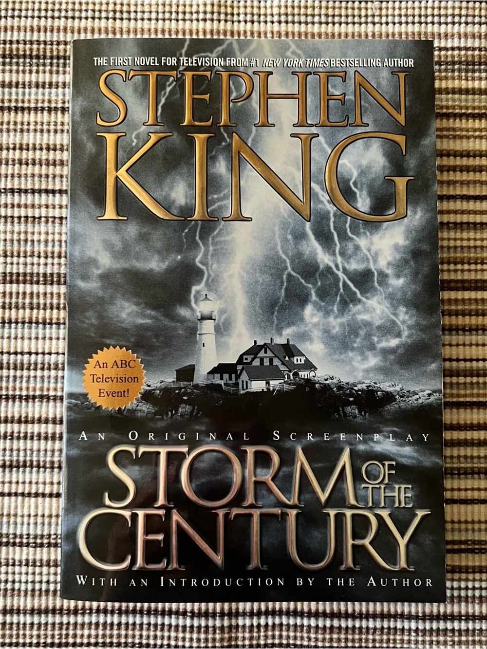 Paperback Book Storm of the Century Original Screenplay By: Stephen King